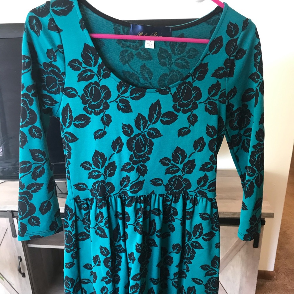 Women’s dress